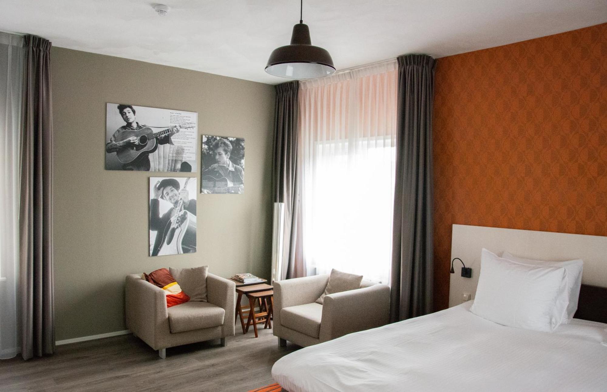 Hotel De Wereld วาเกนนิงเงน ภายนอก รูปภาพ