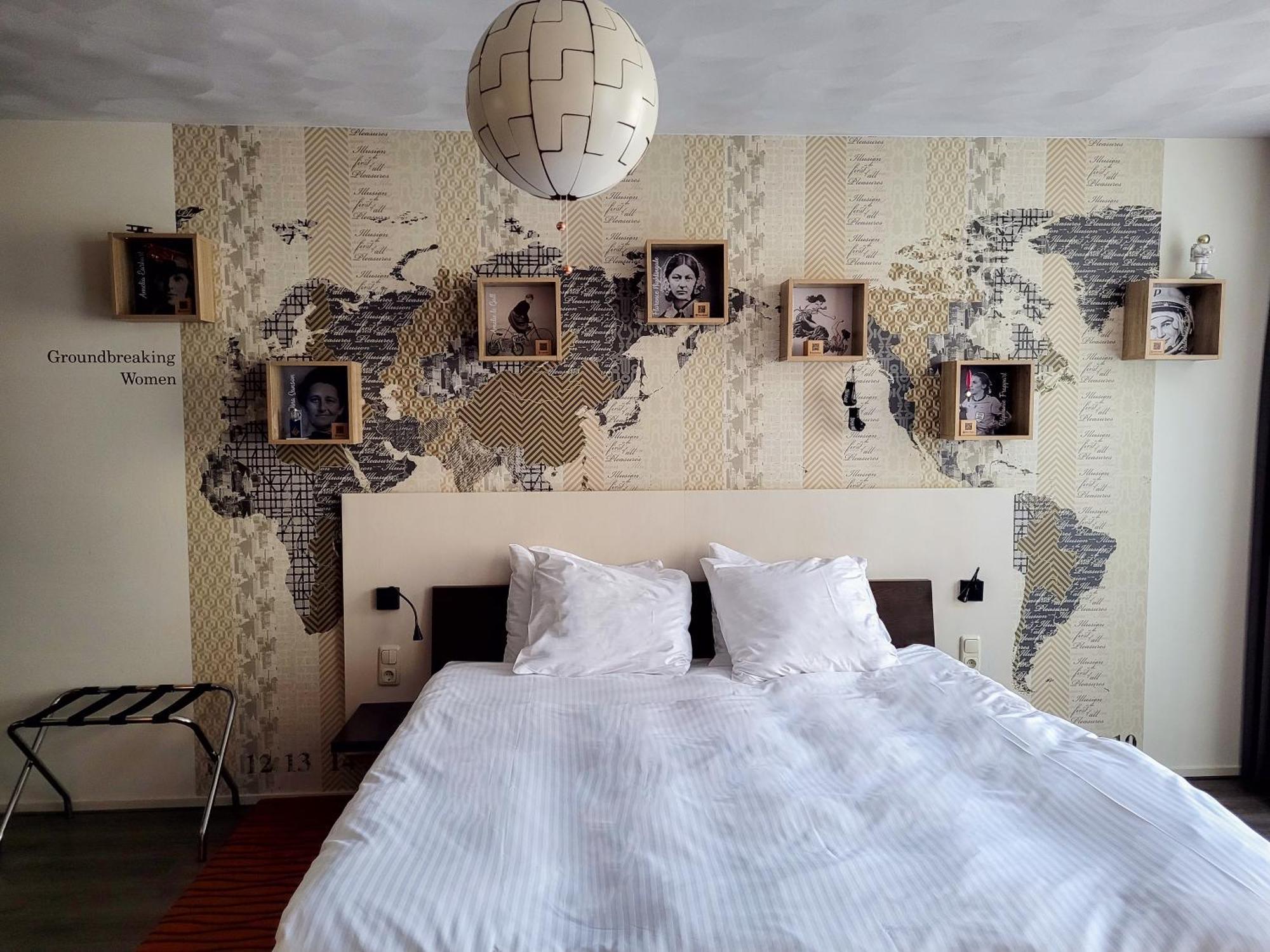 Hotel De Wereld วาเกนนิงเงน ภายนอก รูปภาพ