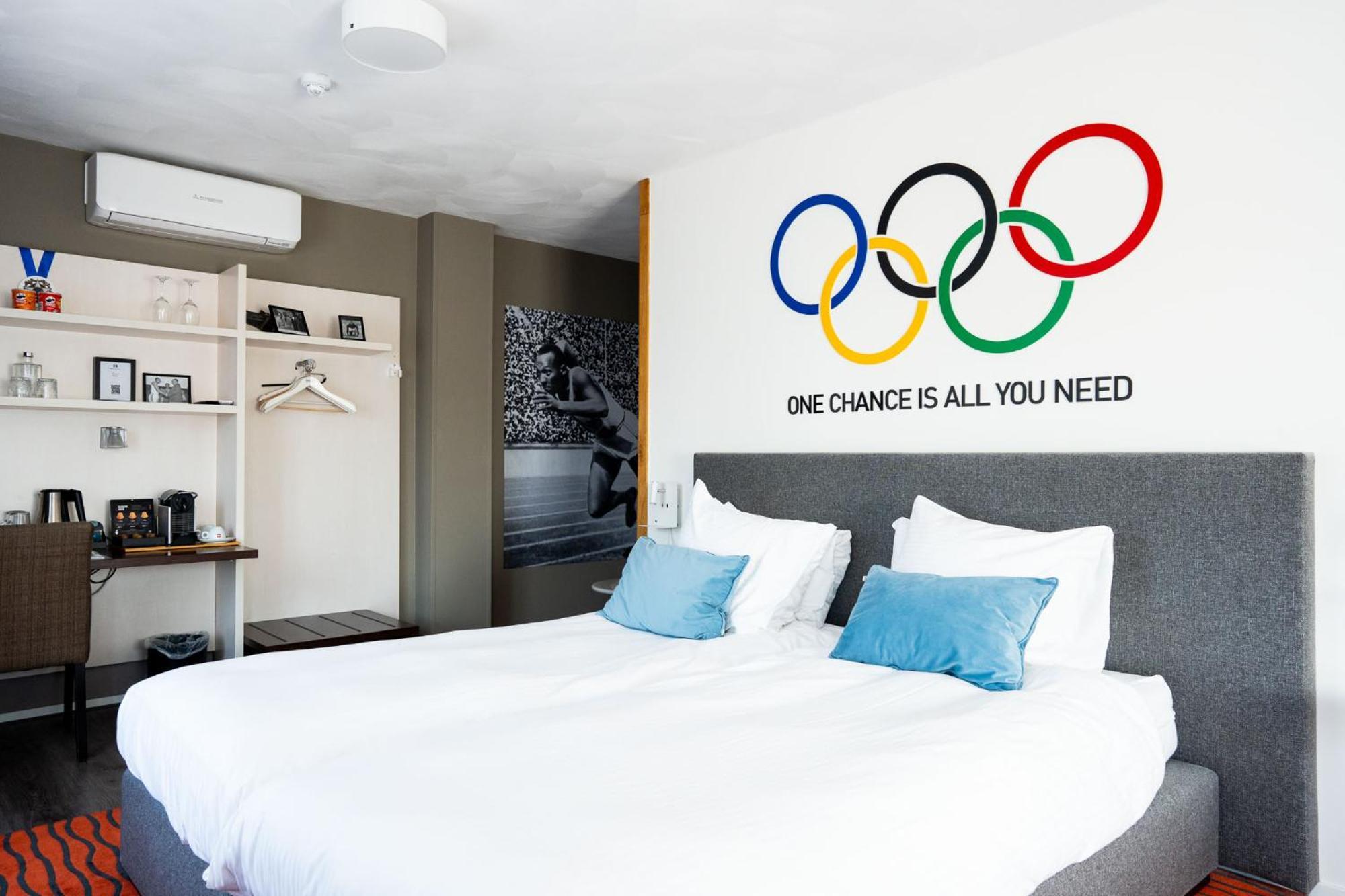 Hotel De Wereld วาเกนนิงเงน ภายนอก รูปภาพ