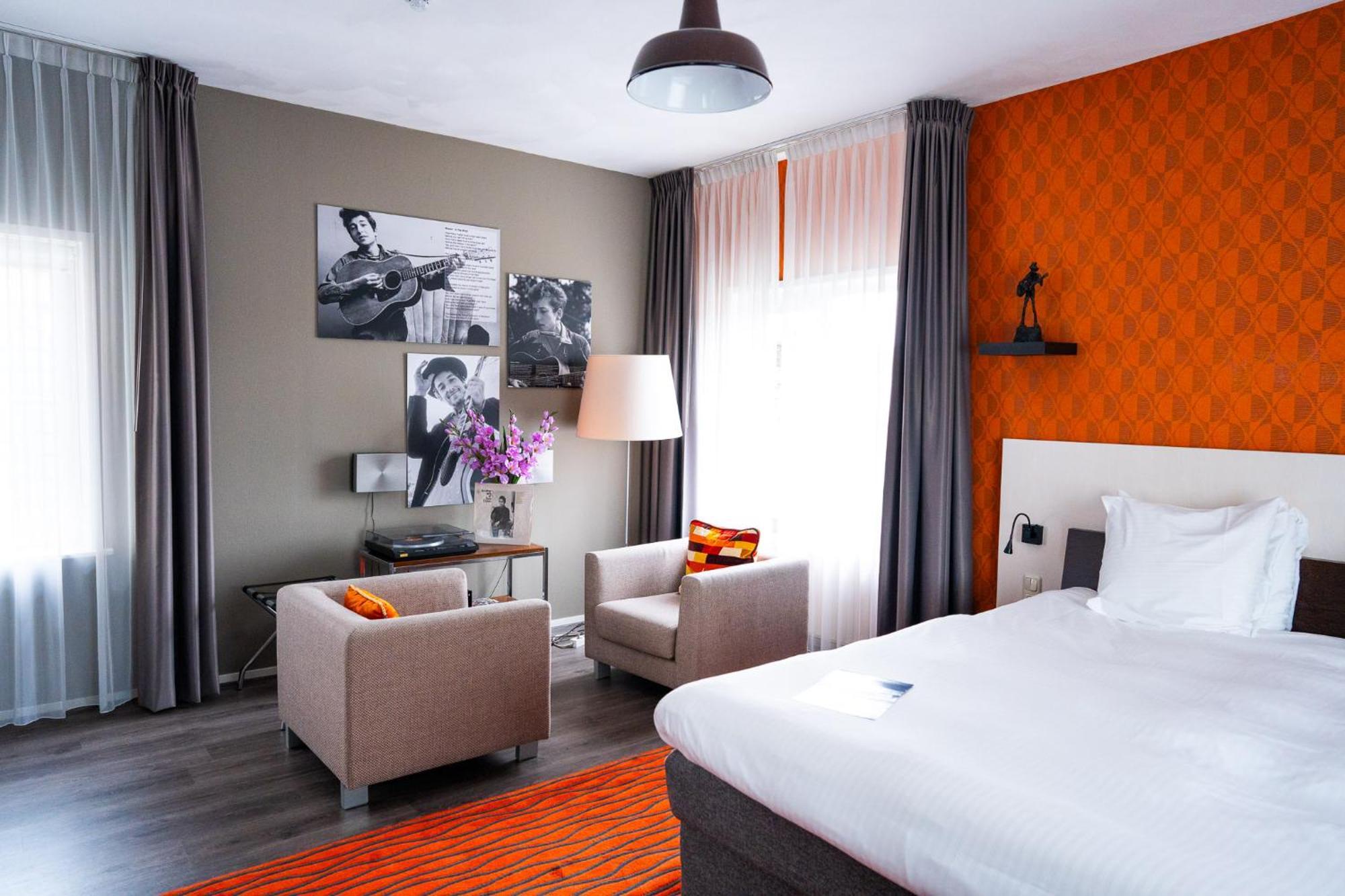 Hotel De Wereld วาเกนนิงเงน ภายนอก รูปภาพ