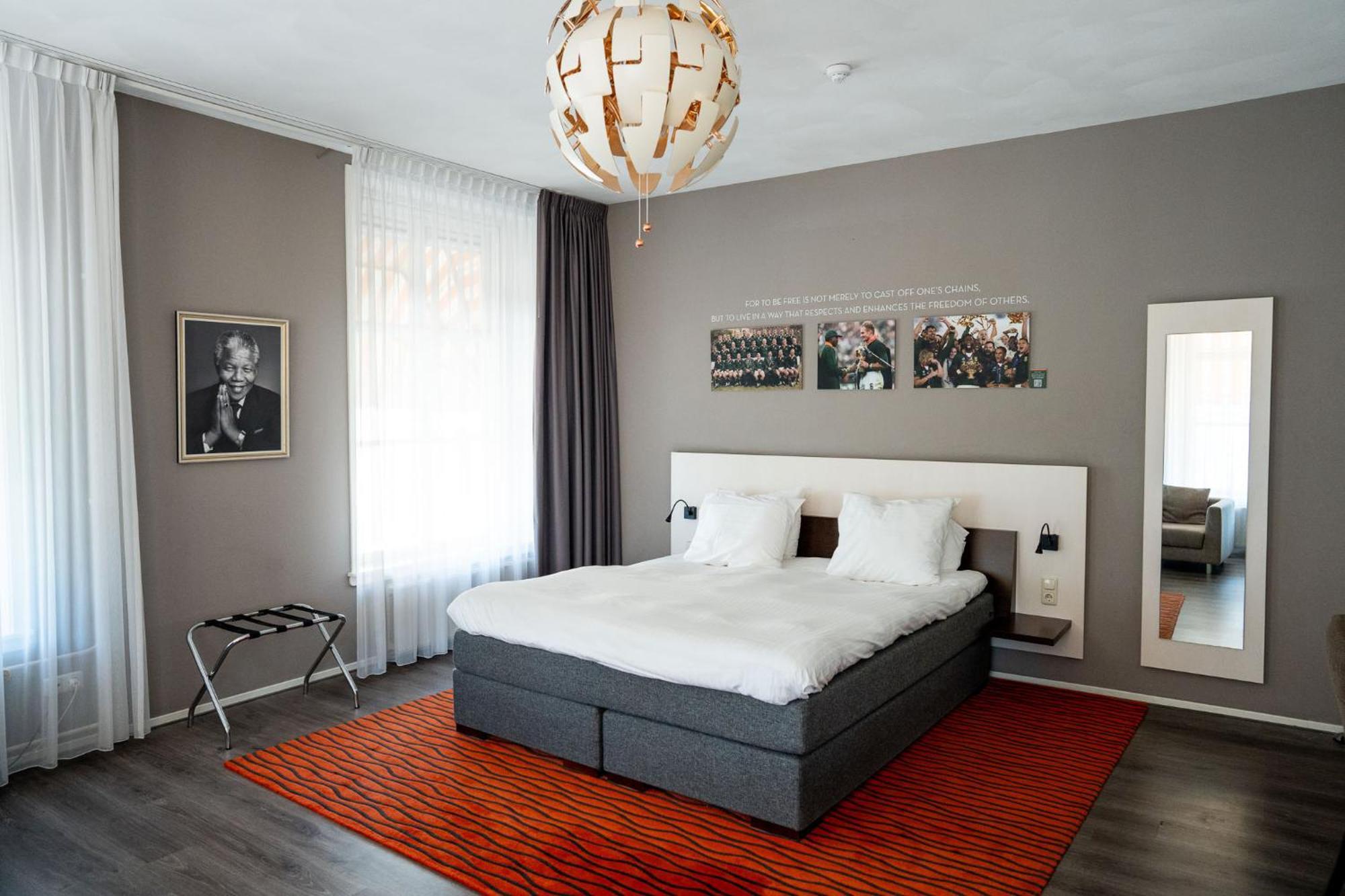 Hotel De Wereld วาเกนนิงเงน ภายนอก รูปภาพ